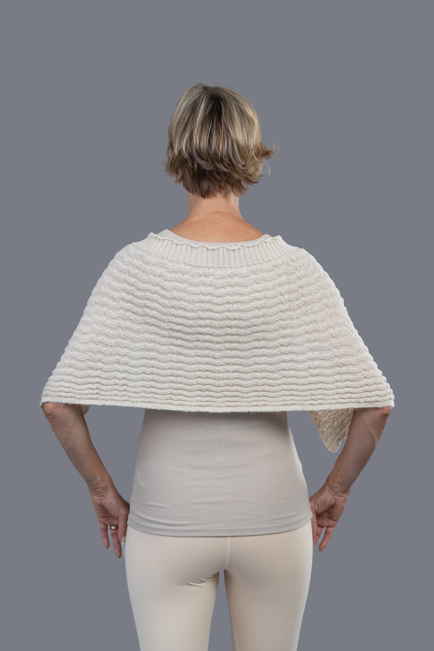 Alpaca Capelet - Cream
