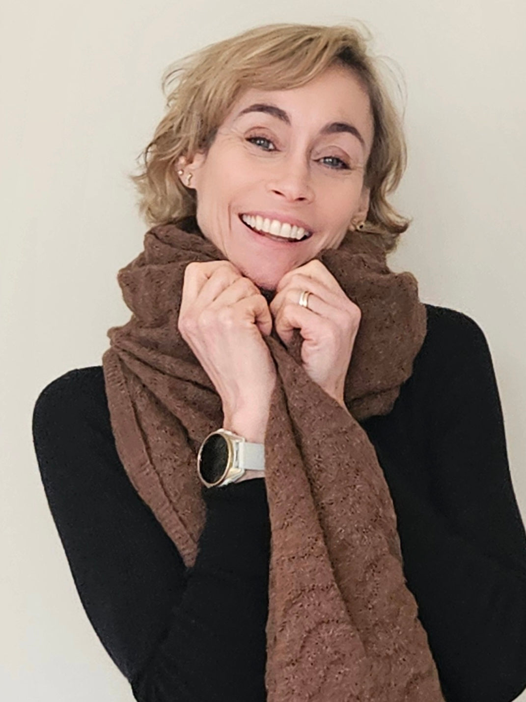 Alpaca Textured Wrap - Mid Brown