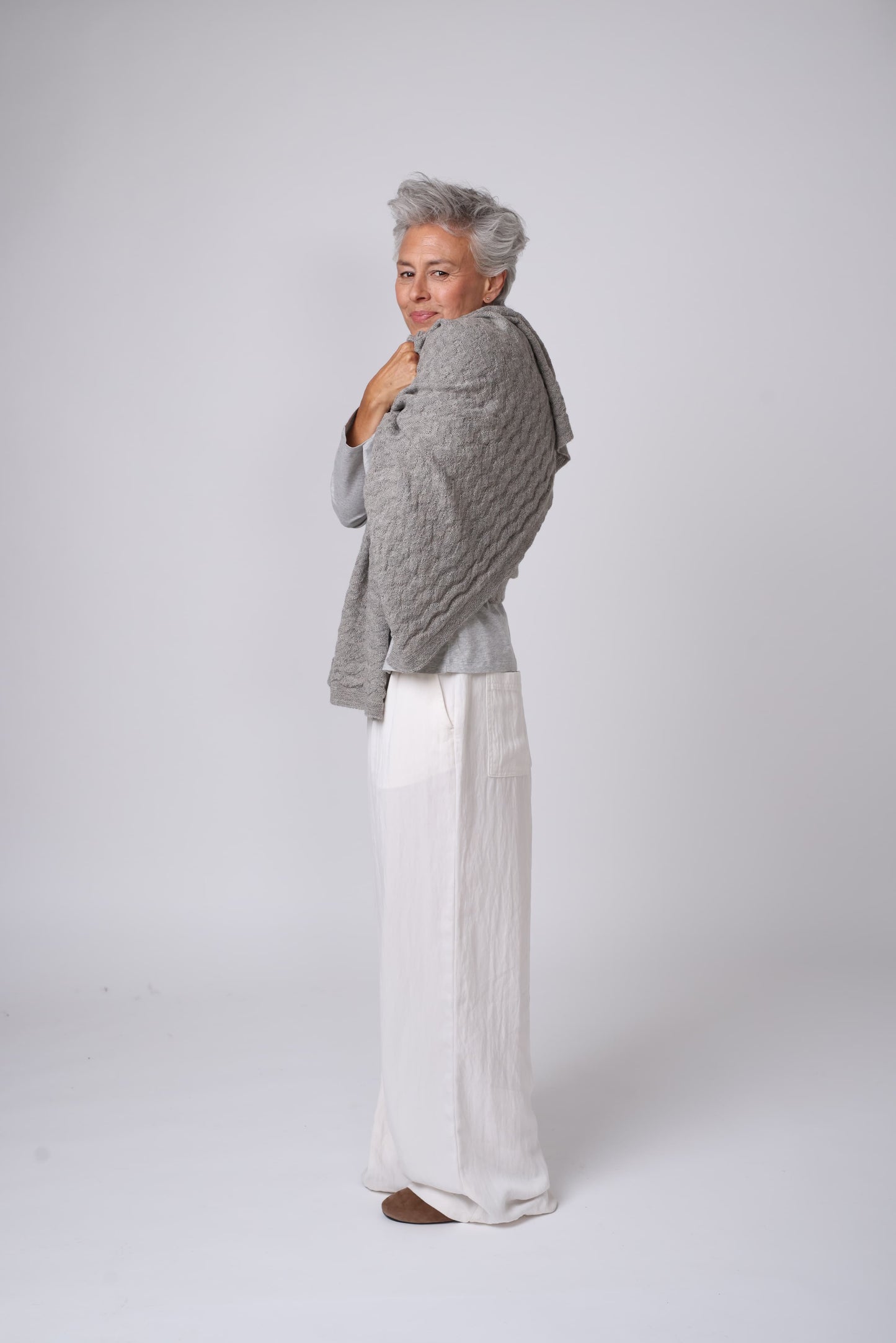 Alpaca Textured Wrap – Pebble
