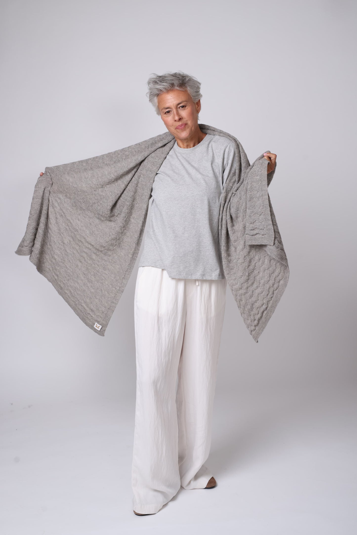 Alpaca Textured Wrap – Pebble
