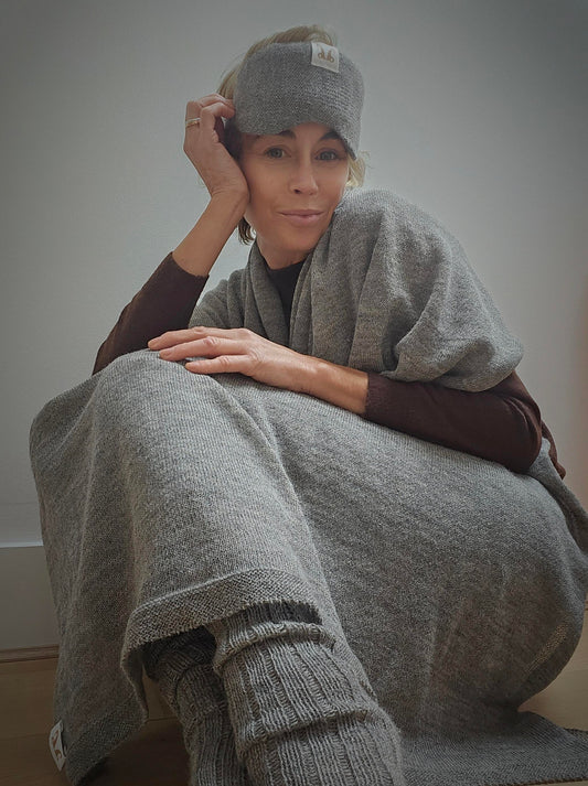 ALPACA APPAREL TRAVEL SET